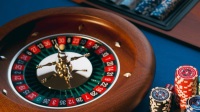 Kalendari i Bingos i kazinosë me gurë kthese