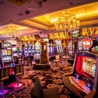 KazinotГ« nГ« Daytona Beach Florida, tapa dhe kegs meadows kazino, Hyrja nГ« kazino pГ«r legjendat e fatit